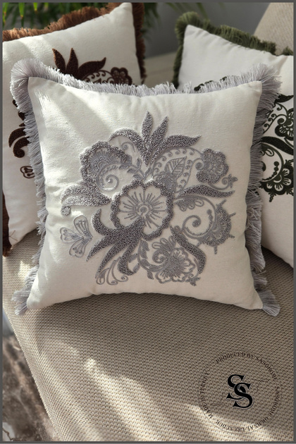 Beauty Flowers Punch Embroidered Patterned Linen Cushion Cover