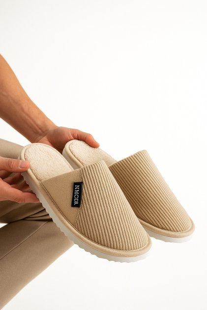 Unisex Indoor Slippers Non-Slip Ribbed Fabric Comfortable Model Stylish and Comfortable Indoor Slippers Semi-Leather
