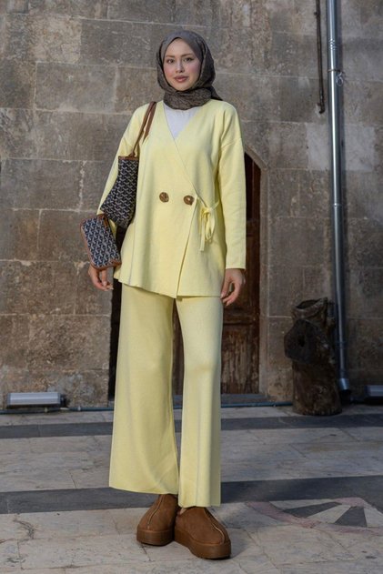 Lyon Mercerized Suit Yellow