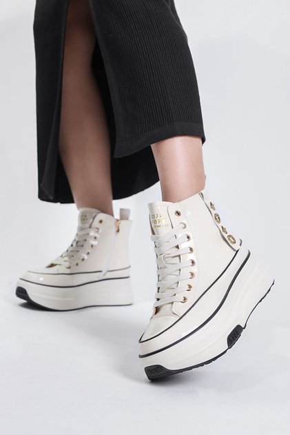 Imported High-Top Women's Sports Boots