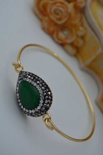 Special Design Bracelet with Jade Stone