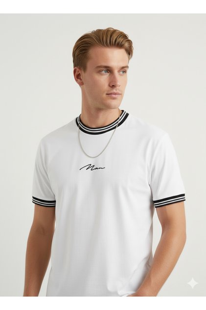 Unisex New Season Oversize Molded Hand Lettering Man Collar Detailed Combed Cotton Summer T-Shirt