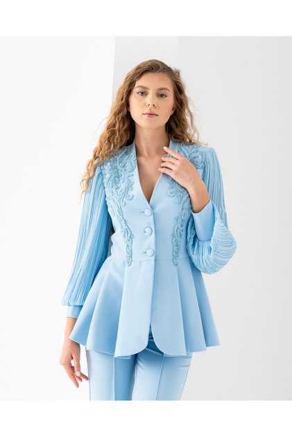 Lace Embroidered Ruffled Jacket Two-Piece Suit