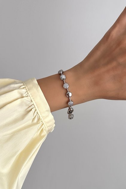 Round Jewelled Bracelet