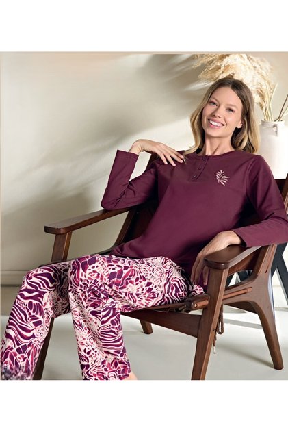 Burgundy Long-Sleeved Pajama Set 3126