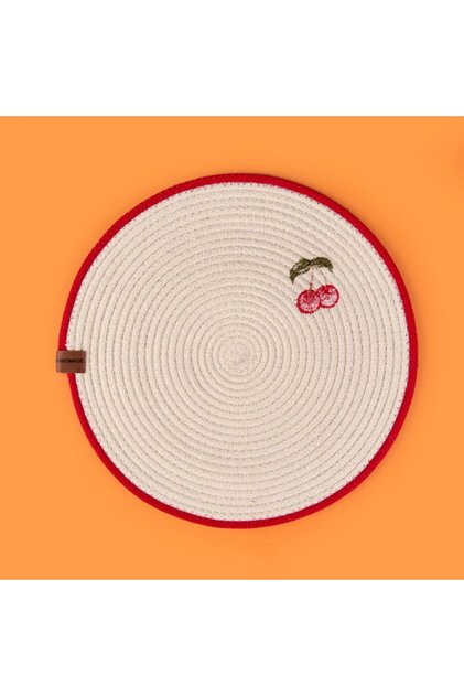 Soft Kiraz Nakışlı Supla - Ekru - 33x33 cm