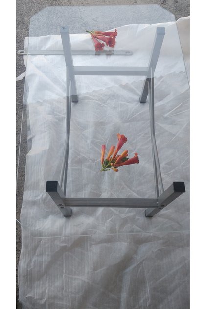 Cam orta sehpa metal ayaklı 45*80
