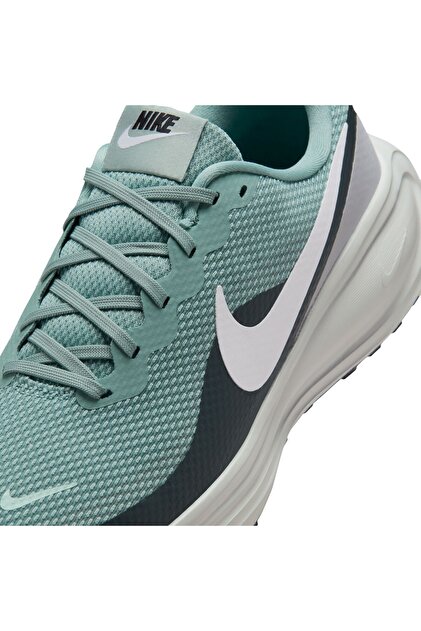 nike revolution 5 mint