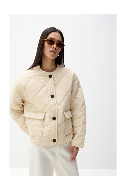 Dámska ľahká bunda typu puffer