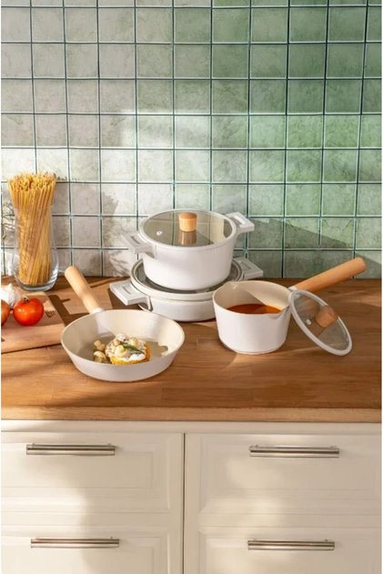 Crystal Elegant Cookware Set Beige
