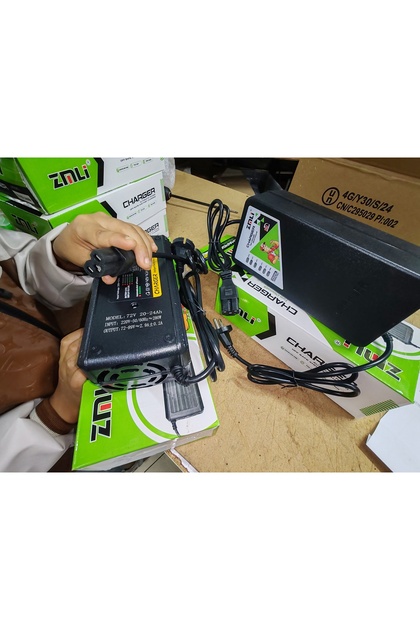 CHARGER EBİKE 72V 20AH-24 AH ŞARJ CİHAZI [ DEVRE KESİCİLİ 6 aklü