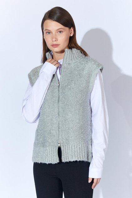 Women's Gray Zippered Boucle Vest