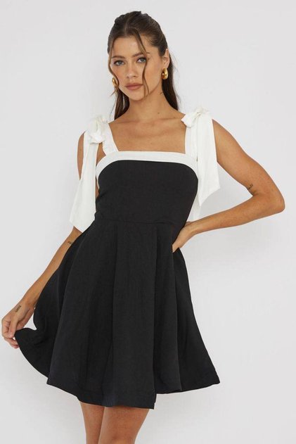 Strapless Neck Tie-Up Strap Design Flared Mini Dress