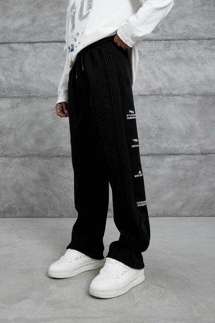 Men's Sweatpants Unstoppable Written on the Bottom Black Oversize Baggy Loose Fit 3 Yarns Without Ruffles