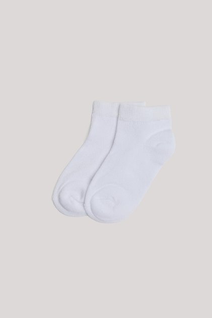جوارب بيضاء للأولاد من BG Store