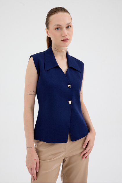 Buttoned Knitwear Women's Vest with Lace Collar Detail 7355