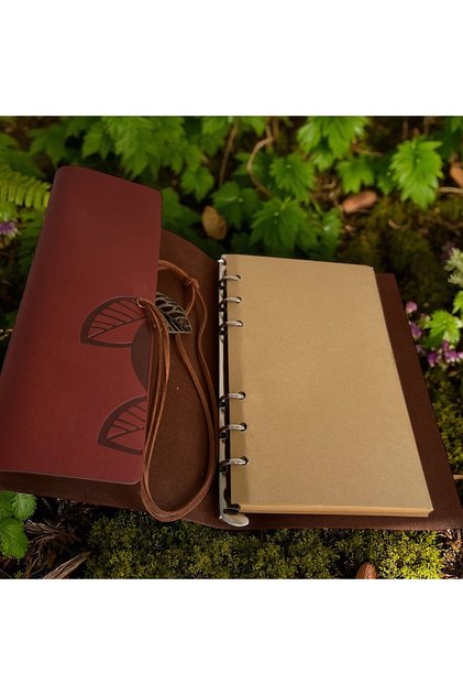 Leather Cover Notebook, Vintage Leaf Detailed Unlined Memory Diary Notepad