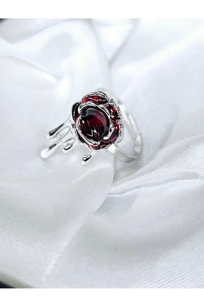 Adjustable Red Mineral Tear Ring