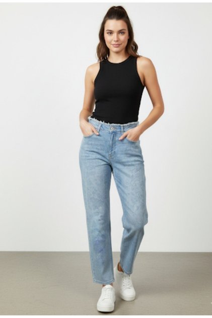 Classic Paca, Stretchy, High-Waisted Jeans