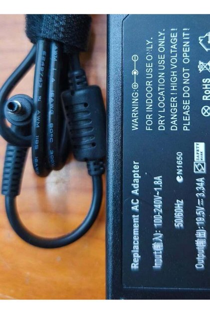 شاحن طاقة محول تيار متردد 65 وات لجهاز Dell Vostro 14-5470 P41G002 Vostro 54706