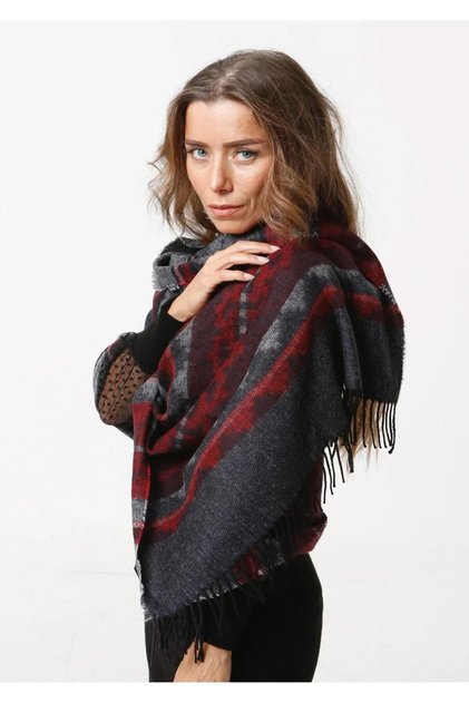 Women's Patterned Shawl