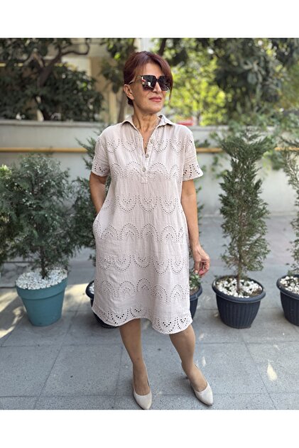 Three-Button Collar Brode Dress Beige