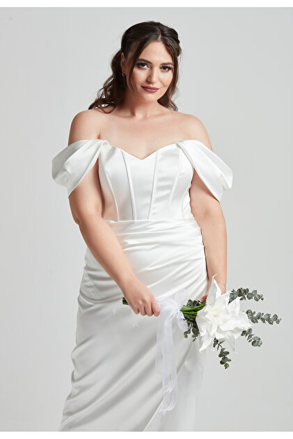 diane von furstenberg empire waist dresses Faith Plus Size Simple Wedding Dress with Sleeves– Hello Curve