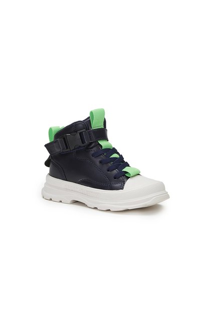 Bambu 946,p21k,201 Erekek Çocuk Bot