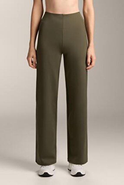 Jinsiy modellar Virtual BDSM