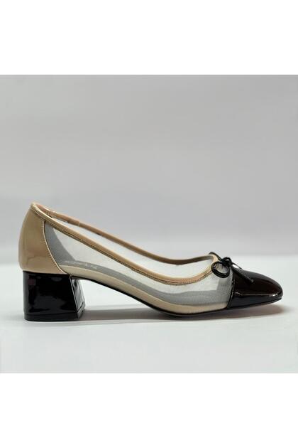 Heeled Women's Shoes Beige/Black Patent Leather - File Detail - Ribbon