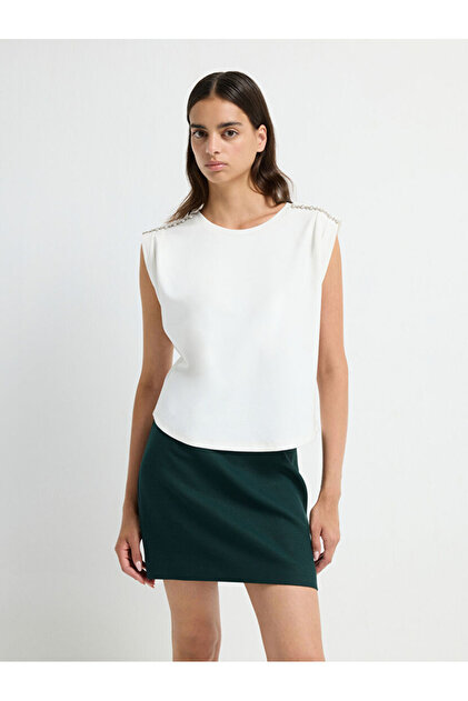 Omuzu Taşlı Bluz