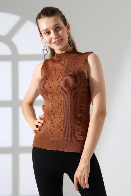 Women's Cinnamon Brown Stand Collar Sleeveless Motif Knitwear Blouse