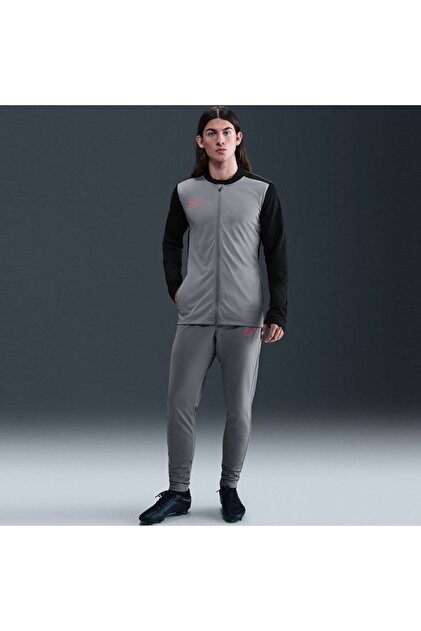 men's nike suit set