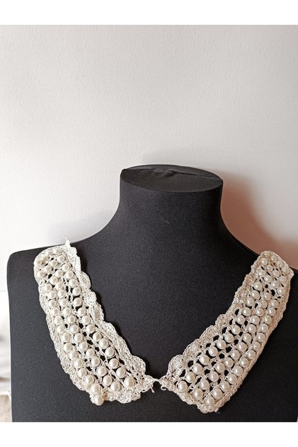 Cotton Left and Right Decorative Collar with Pearls