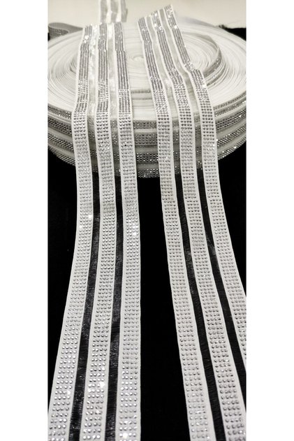 Custom White Tulle Full Stoned Rubber Strip