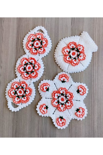Handmade Floral Patterned Washcloth Set of 3-Orange White