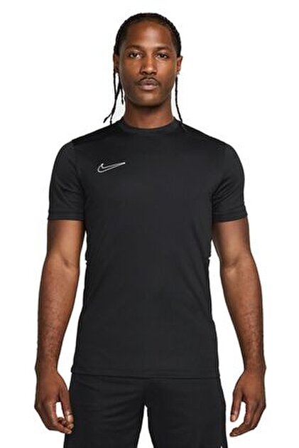 nike sports club t shirt