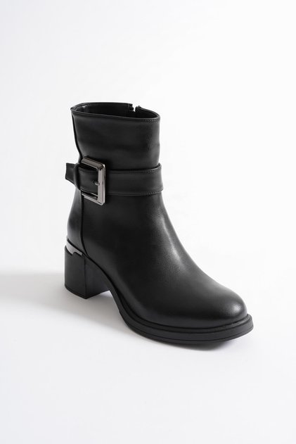 Ravena Women's Black Leather Zippered Thick Heeled Boots with Metal Accessories (6 cm)