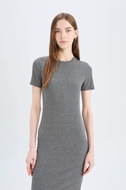 Defacto Bodycon Body Hugging Crew Neck Basic Plain Ribbed Camisole Short  Sleeve Midi Dress E6926Ax25Sp- Trendyol