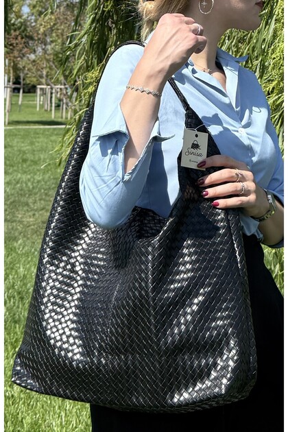 Women's Knitted Patterned Btg Shoulder Bag