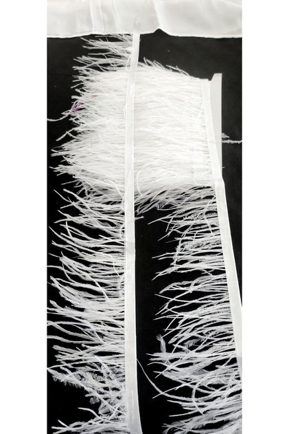 Ostrich Feather Strip White (9 Cm)