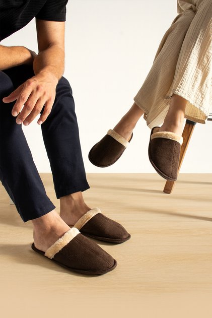 Unisex Comfortable Fluffy Home & Garden Slippers – Warm Lined