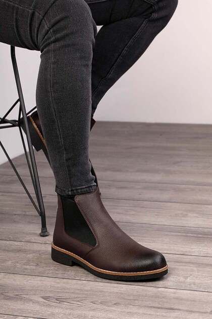 Guaranteed Product: Chelsea Men's Boots