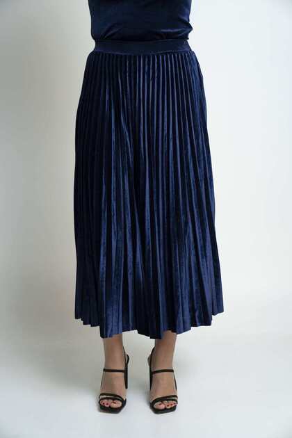 Solid Pleated Midi Skirt