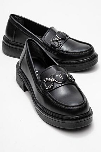 Gökçe Shoes Olga Siyah Rugan Yıldız Detay Kadın Loafer Ayakkabı
