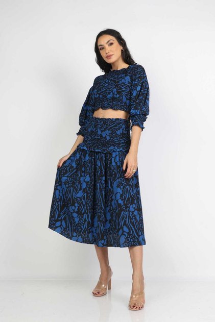 Floral Off-Shoulder Crop Top