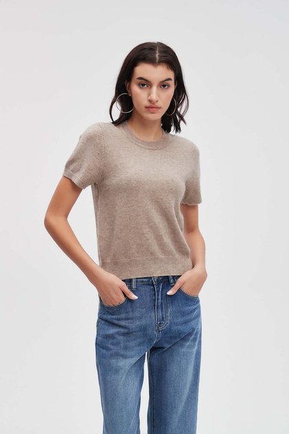 Solid Cropped Half-Sleeve Top