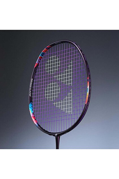 Yonex Nanoflare 700 Pro (Kordajlı) 4U (Ort. 83g) G5 Badminton
