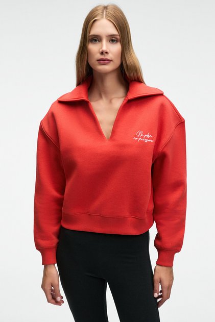 Hanel Women's V Shirt Collar Embroidery Detailed Regular Fit Red Sweatshirt