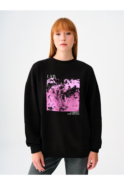 Oversize Fit Women's Sweatshirt